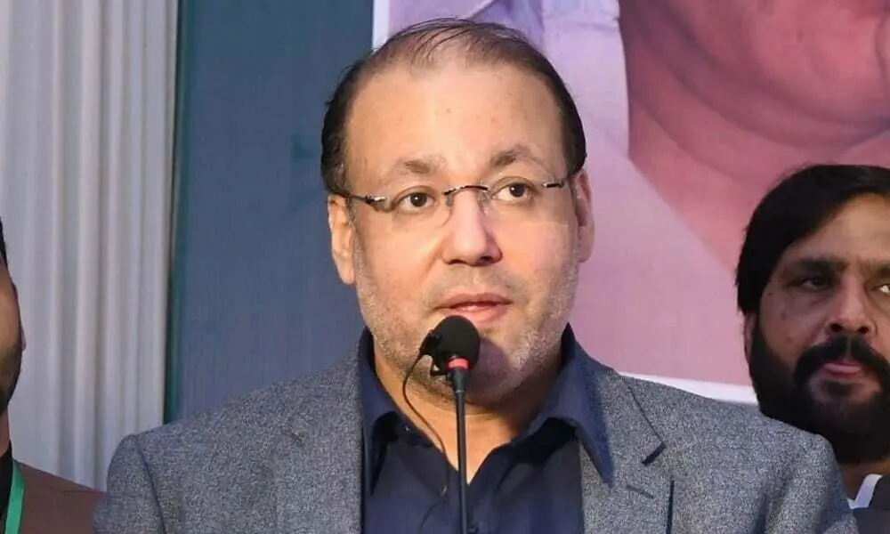 حکومت کسی صورت ایسی پالیسی کی اجازت نہیں دے گی جس سے صنعتی سرگرمیاں متاثر یا بڑے پیمانے پر روزگار کو خطرہ لاحق ہوں، چوہدری شافع حسین