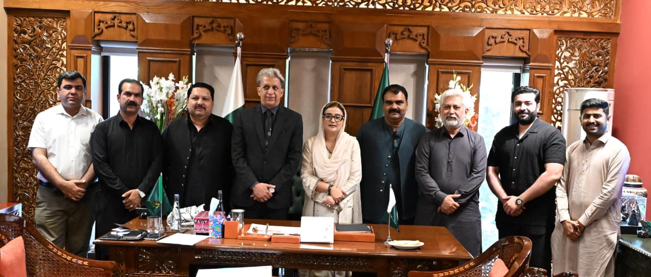 وزیراطلاعات پنجاب سے بہاول پورپریس کلب کے وفد کی ملاقات،حکومت صحافیوں کی فلاح وبہبودکےلیےبلاتفریق اقدامات کررہی ہے،عظمیٰ بخاری