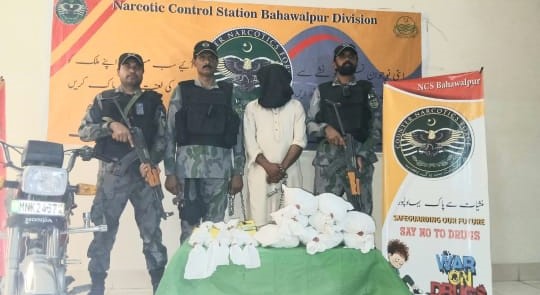 پنجاب کاؤنٹرنارکوٹکس فورس بہاولپورکی کارروائی،منشیات اسمگلر گرفتار