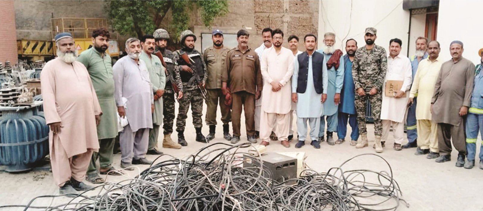 میپکوسرکل بہاولپورمیں بجلی چوروں اور نادہندگان کے خلاف آپریشن